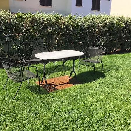 Olive Garden Bed and breakfast