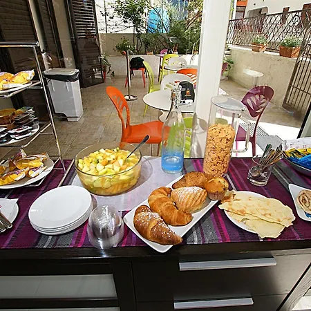 Olive Garden Bed and breakfast
